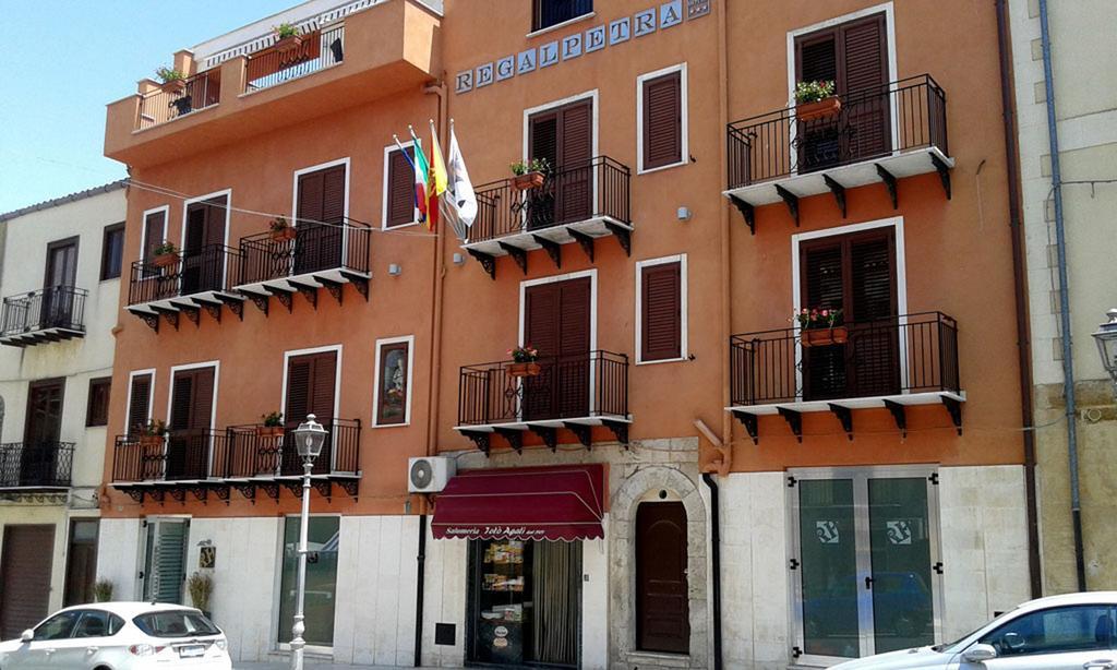 Regalpetra Hotel Racalmuto Exterior photo